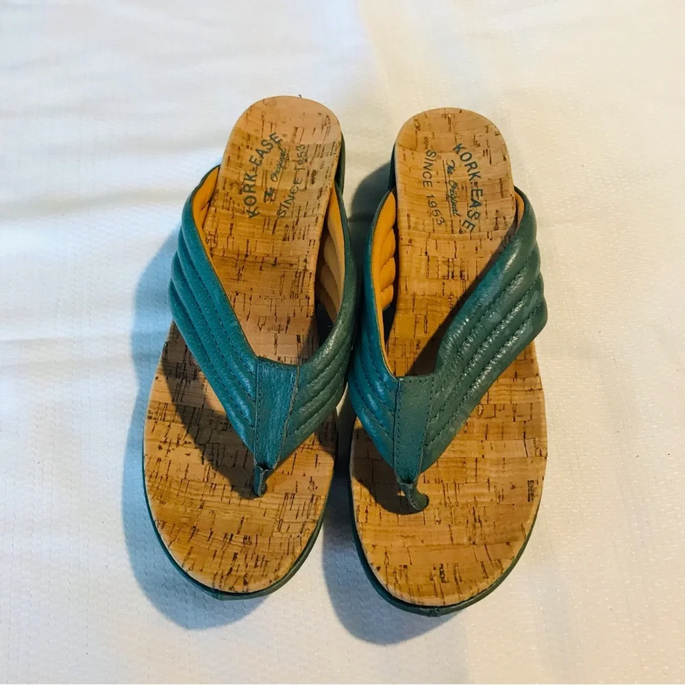Kork-Ease wedges‎